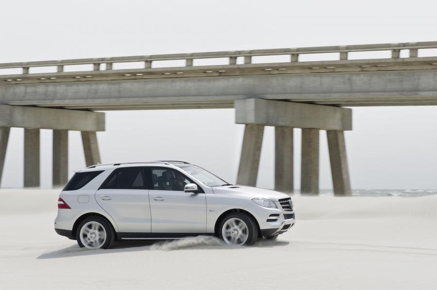  Mercedes-Benz M-Class 2011 года  (фото 28 из 45)